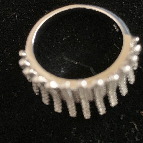 Ring - Picture 4 of 7